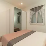 Antonia Apartman *