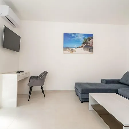 Apartament Antonia Rogoznica (Sibenik-Knin)