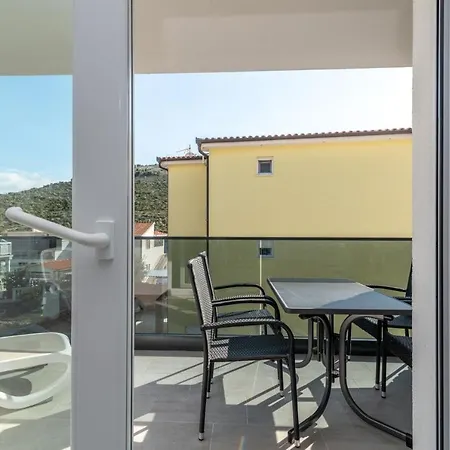 Antonia * Rogoznica (Sibenik-Knin)