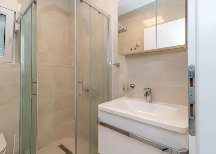 Antonia * Rogoznica (Sibenik-Knin)