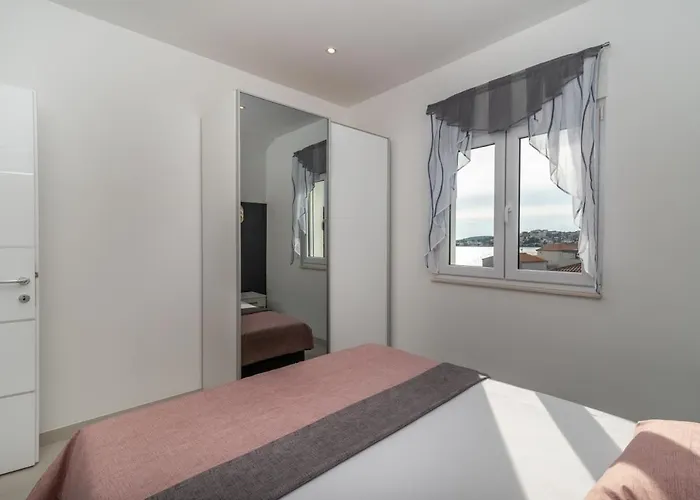 Antonia * Rogoznica (Sibenik-Knin)