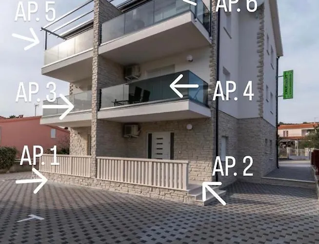 Antonia * רוגוזניצה