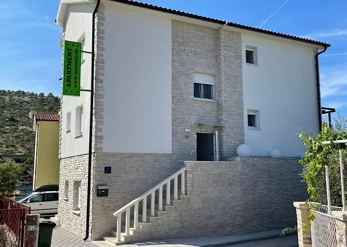 Antonia Rogoznica (Sibenik-Knin)